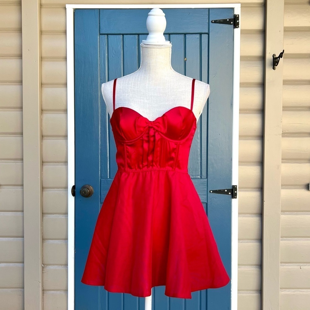 Victoria's Secret Bow-Topped Bustier
Slip Dress Women’s Size Small